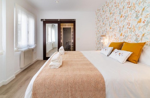 San Basilio Apartment | New! Villa Antala - Patios de Córdoba