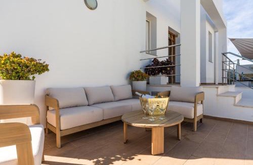 Can Ramon Villa | New Villa Noa 5 Bedrooms Private Ibiza Escape in Jesús