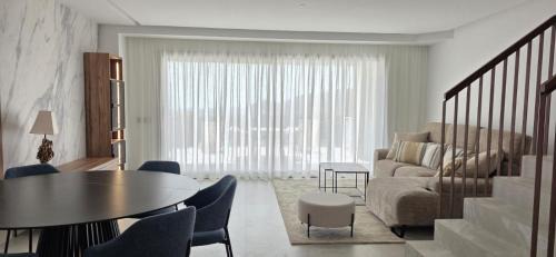 Istan House | Newly built townhouse with spectacular sea views in an idyllic setting just 15 min from Marbella