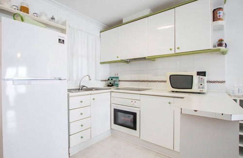 Els Arenals del Sol Apartment | Nice apartment in Arenales del Sol with swimming pool