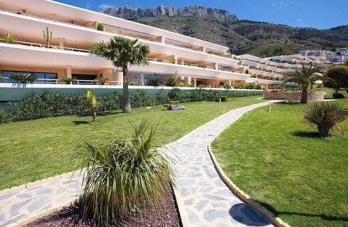 Bernia Apartment | Nice apartment for 4 guests with A/C, pool, WIFI, TV, terrace and panoramic view