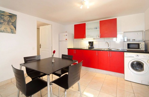 Urbanitzacio la Fustera Apartment | Nice apartment for 4 people with A/C, WIFI, pool, TV and terrace