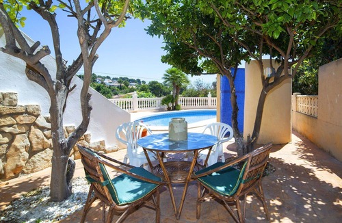 Urbanitzacio la Fustera Apartment | Nice apartment for 4 people with A/C, WIFI, pool, TV and terrace