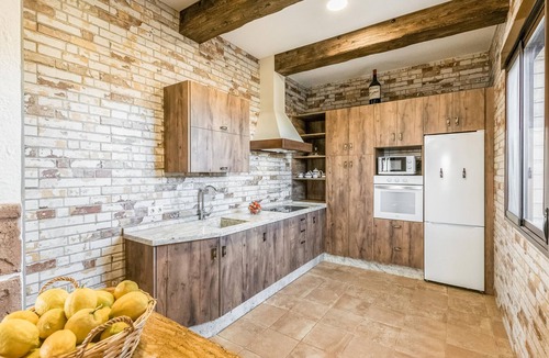 Casariche House | Nice home in Casariche