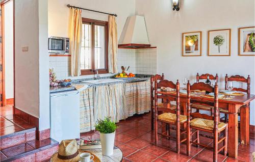 Estepa House | Nice Home In Estepa With Wifi