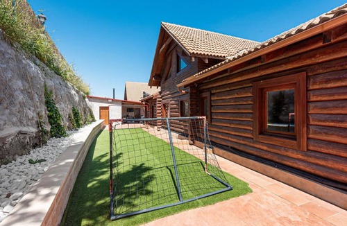 Casabermeja Cabin | Nordic cottage on the Costa del Sol, enjoy the Andalusian climate with swimming pool!
