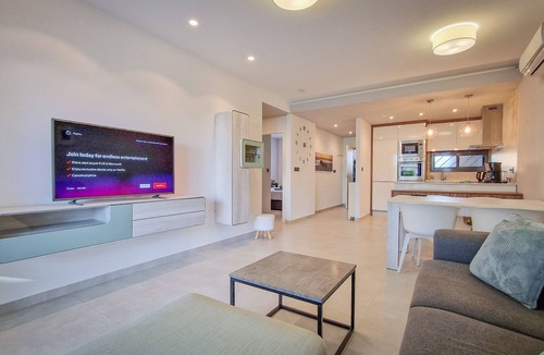 Guardamar del Segura Apartment | Oasis Beach Apartment – Casa Titz. Modern and luxurious apartment for holiday.