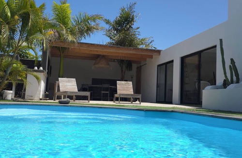 Lajares Villa | "OasisLajares" charming house with swimming pool and exotic garden in Lajares.