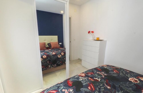 La Goleta Apartment | Ollerias RooMalaga by Bossh Apartments
