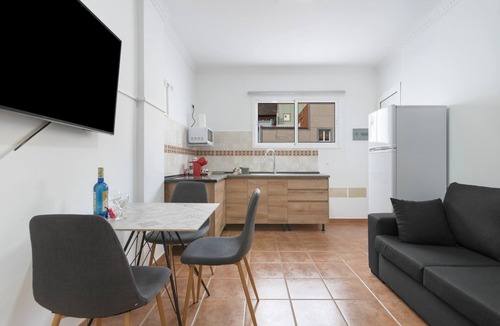 Aguimes Apartment | One Life One Dream House – Sea View Apartment with Wi-Fi and Air Conditioning