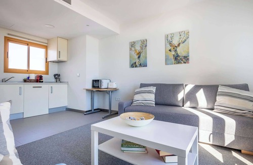 Carmona House | One of 3 identical for 4 can be let together to sleep 12 opposite the Parador de Carmona - Casa Xanadu