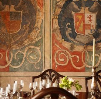 Lora Del Rio Hotel | Palacio de los Leones