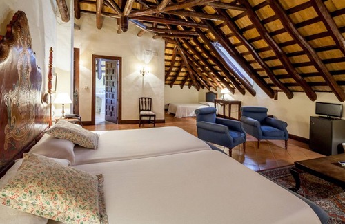 Calle San Pedro Hotel | Palacio Marques De La Gomera