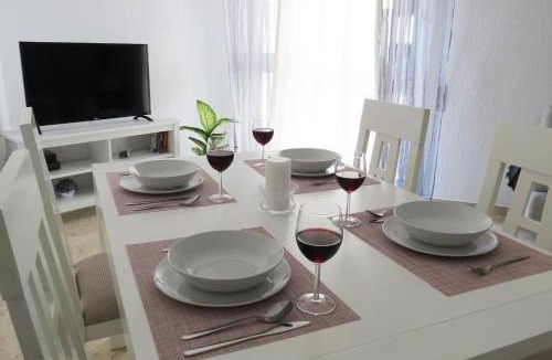 San Lorenzo Apartment | Patios de San Rafael