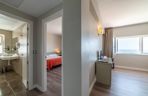 Punta Umbria Hotel | Pato Rojo