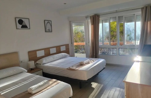 Ensanche Diputacion House | Pension Portugal Alicante