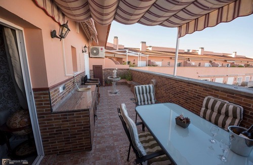 Sanlucar de Barrameda Apartment | Penthouse with Large Terrace and Square Views · Parking Included