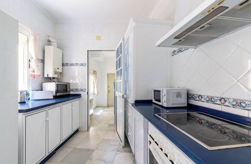 Cantillana Apartment | Pintor Ocaña 3 - Two Bedroom Apartment, Sleeps 4