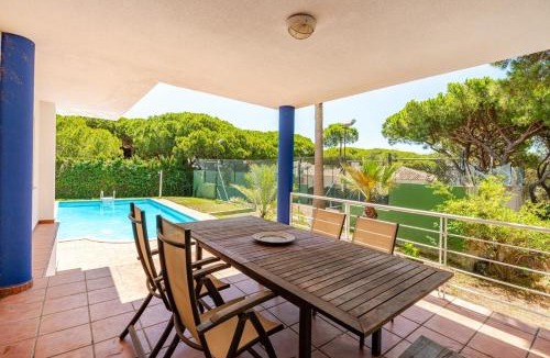 Mazagon Apartment | Piscina y pádel privados junto a Doñana