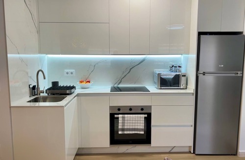 Aguilas Apartment | Piso en el Corazón de Águilas con Aire Acondicionado y Wifi