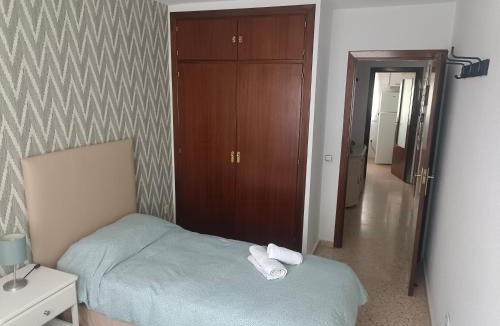 San Roque Apartment | Piso para 6 junto al acueducto. A pasos del centro