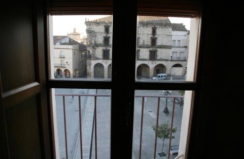 Trujillo Apartment | Plaza Mayor Trujillo Rooms
