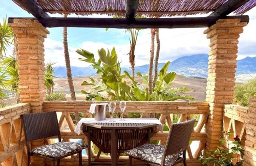 Gibralgalia Hotel | Posada Los Cántaros