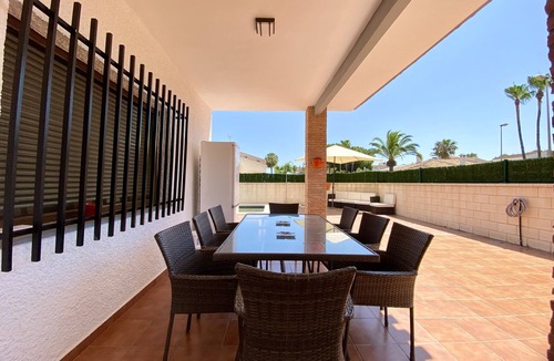 La Zenia Ski Chalet | Preciosa Villa Grande Recien Reformada CON Piscina Privada A 200 m DE LA Playa