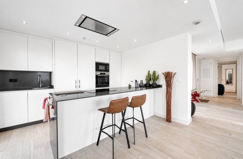 Casares House | Premium Apartment with Panoramic Views in Alcazaba Hills, Casares