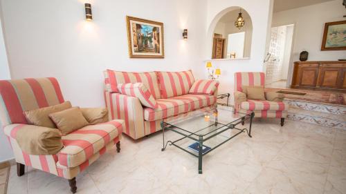 Alcorrin House | Princesa Kristina 341