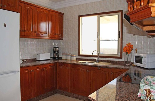 Los Pocillos Villa | Private 3 Bedroom Villa, a short walk to the Promenade