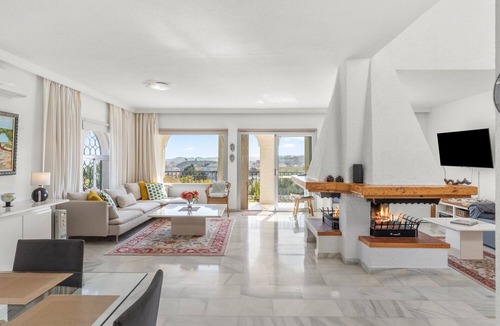 Torreblanca House | Private Villa with Sea Views in Torreblanca, Fuengirola