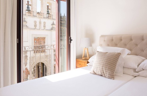Santa Cruz Hotel | Puerta Catedral Apartments