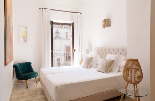 Santa Cruz Hotel | Puerta Catedral Apartments