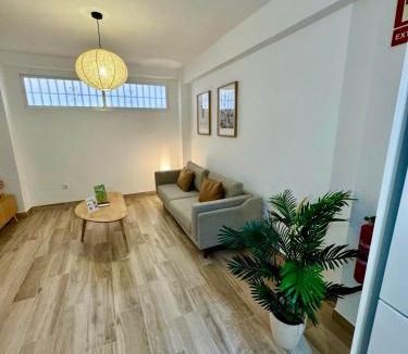 Parque Cruz Conde Apartment | Puerta Sevilla