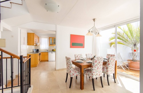 Puerto del Carmen Villa | Puerto del Carmen Beautiful holiday home with Heated Pool, Private Patio and Great Location
