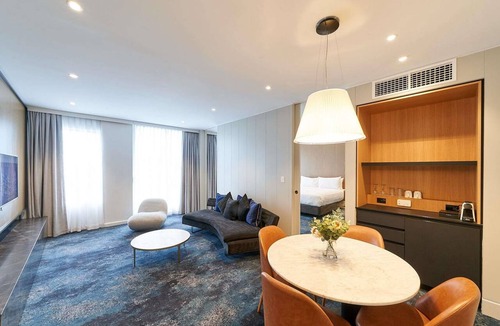 Adelaide Central Business District Hotel | Pullman Adelaide