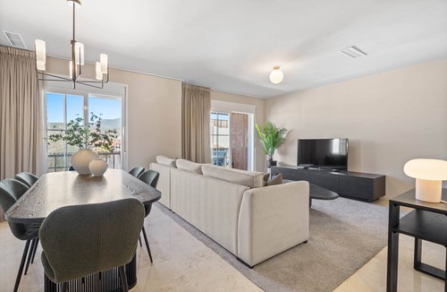 Istan Apartment | RDR495 – Serene Apartment near Marbella with Lake Views