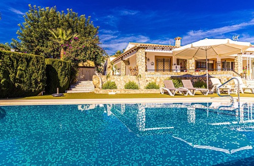 L'Alfas del Pi Villa | Ref 143)Beautiful 6 persons villa Albir/Alfaz close to the beach, sea view