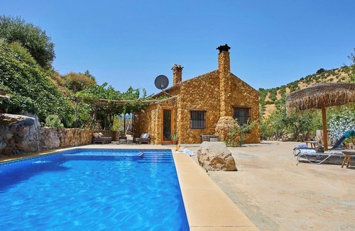 El Gastor Villa | Refugio La Sima El Gastor by Ruralidays