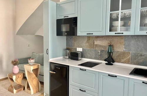 San Pedro Apartment | Regina's Corner by Cordoba Cool Homes