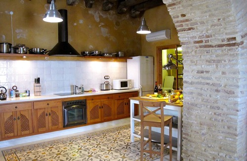 Arcos de la Frontera House | Renovated 17th Century Townhouse, With Patio And Roof Terrace