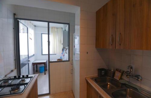 Leon XIII-Los Naranjos Apartment | RentalSevilla Bright apartment in la Macarena