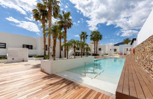 Playa Macenas Apartment | Resort Macenas #SeaViewApartment #TerraceAndSunbeds #2BR