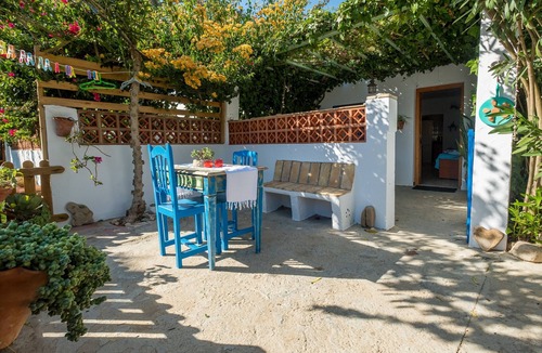 El Palmar House | Romantic Casa de María, near the beach with garden