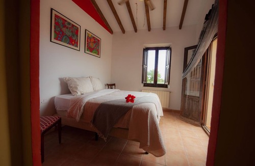 Mutxamel House | Romantic room with Private Bathroom en suite