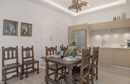 Alcala del Valle Apartment | Room 'Aguamarina - Ágata' with Mountain Views, Shared Terrace and Wi-Fi