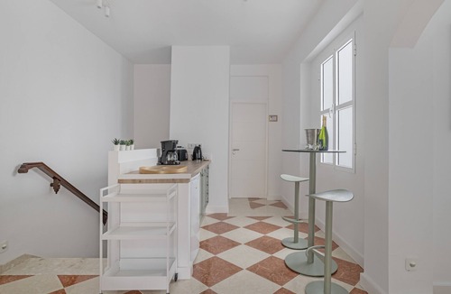 Alcala del Valle Apartment | Room 'Aguamarina - Ágata' with Mountain Views, Shared Terrace and Wi-Fi