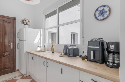 Alcala del Valle Apartment | Room 'Habitación 10' with Mountain View, Shared Terrace and Wi-Fi