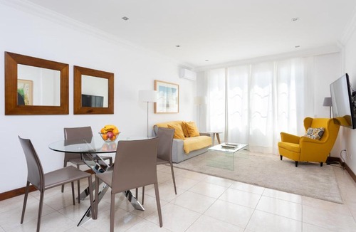 Arrecife Apartment | Rooms & Suites Terrace 3A - Central Arrecife, Lanzarote - Free Parking